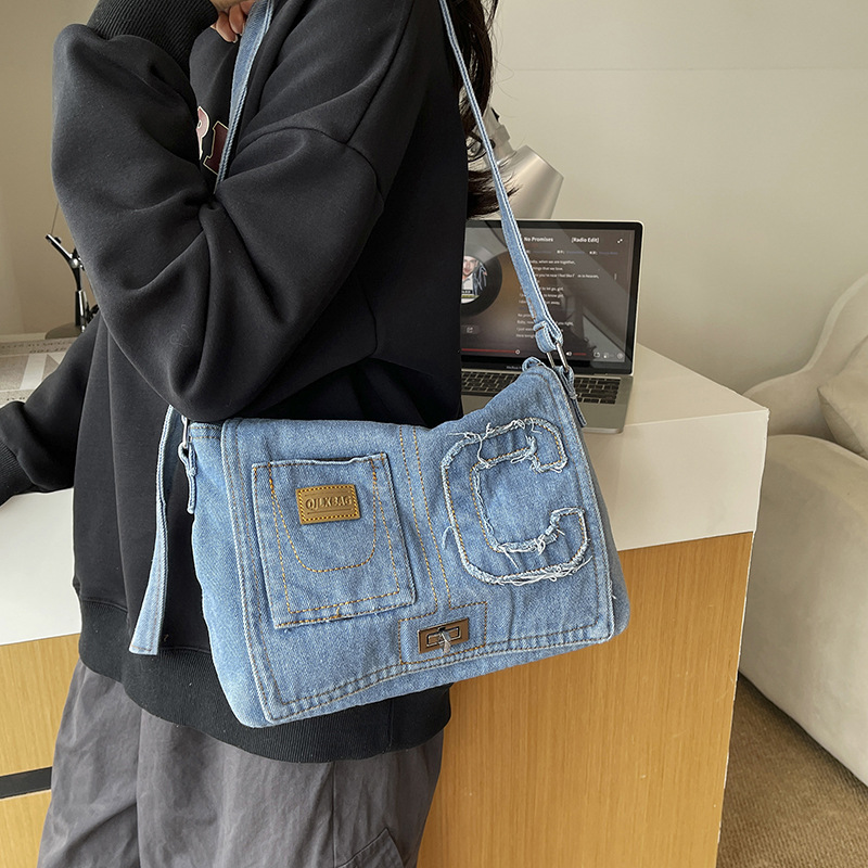 Women Bags Jeans - 女性用デニムクロスボディバッグ カジュアルショルダーバッグ レターパッチポケット付き ウォッシュドジーンズサッチェル ロングストラップジッパーハンドバッグ デイリーユース