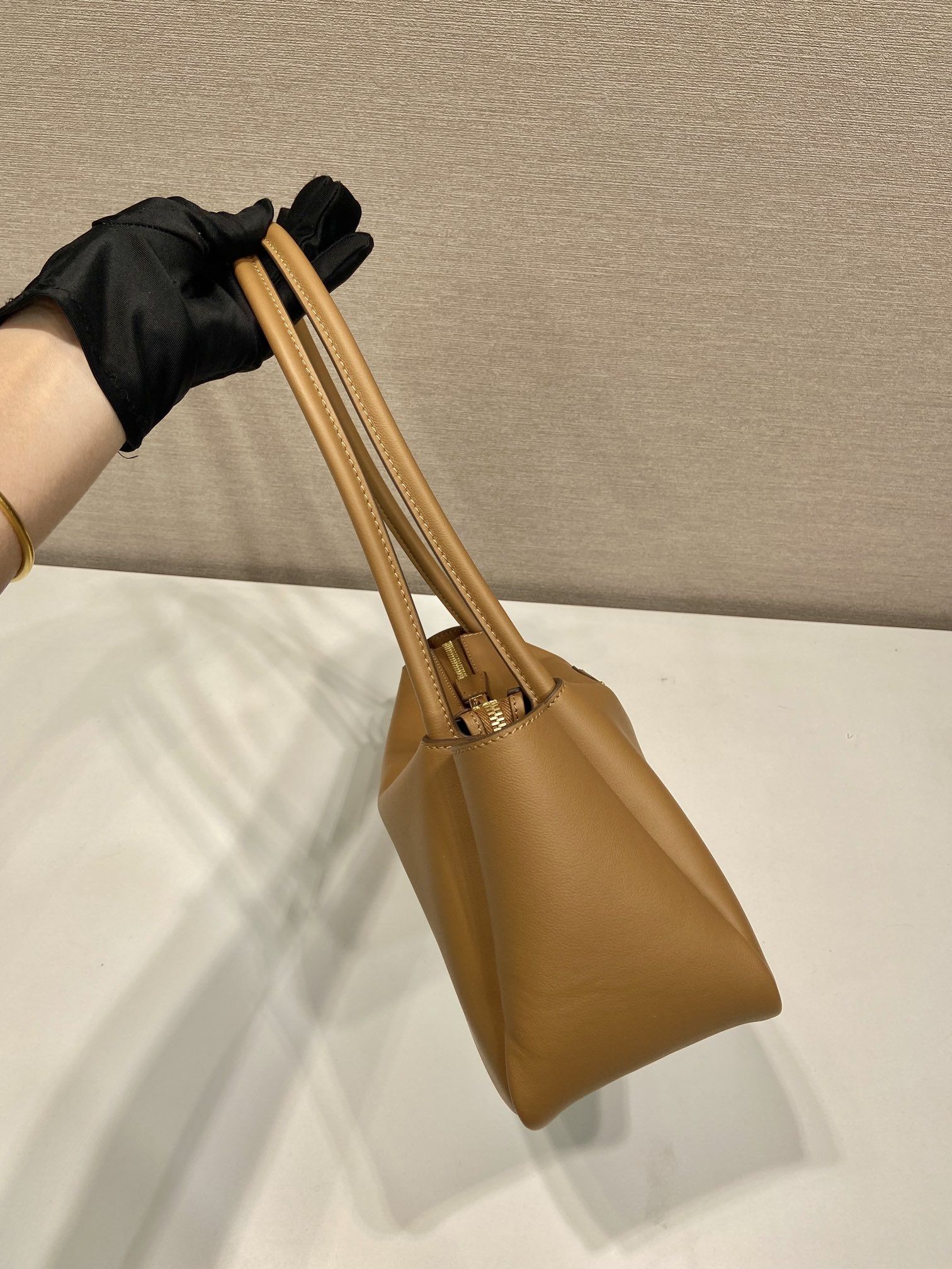 Women Hand Bags For Office - オフィスワーカー向けデザイナーズレディースハンドバッグ スリムシェイプ クロスボディ シングルショルダーバッグ タブレット収納 サッチェルバッグ