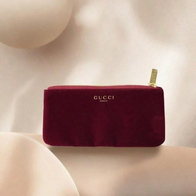 グッチのバッグ レディース レッド クラッチ ハンドバッグ  - Women Bags Gucci のレビューと価格
