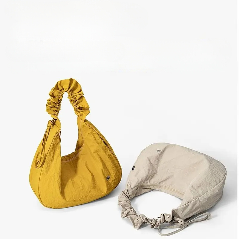 レディースクリンクルナイロンホーボーバッグ、軽量ルーシュドシ - Hobo Bag Slouchy のレビューと価格