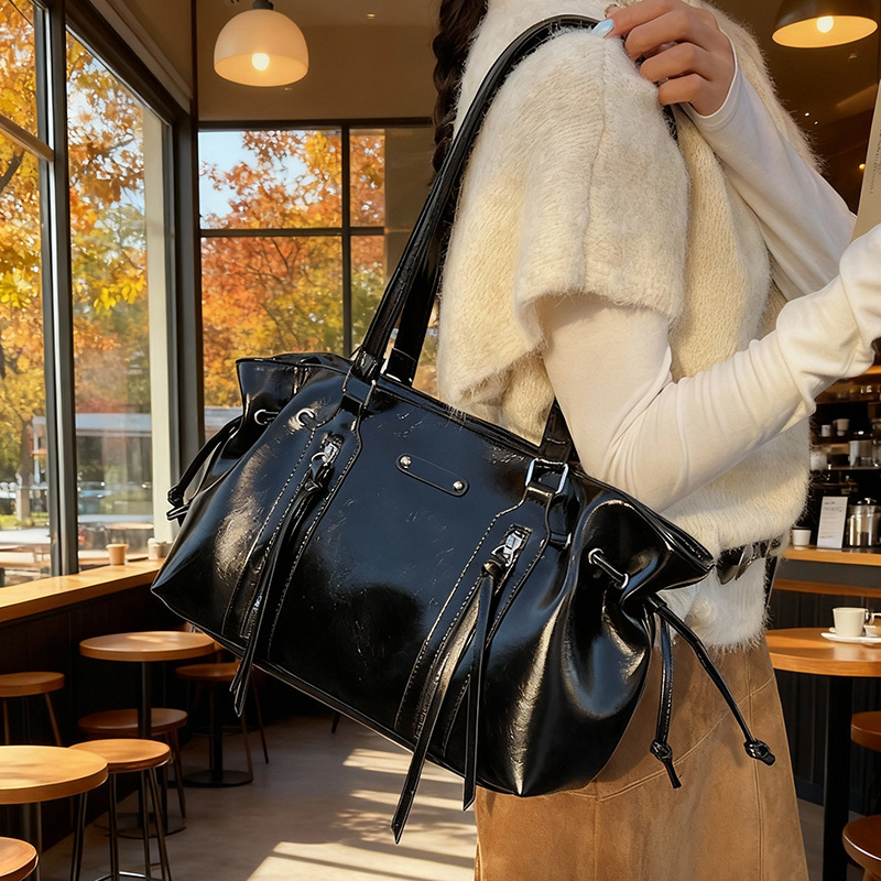 ファッション女性用ハンドバッグ 大容量 高級デザイン PUレ - Women Hand Bags For Office のレビューと価格